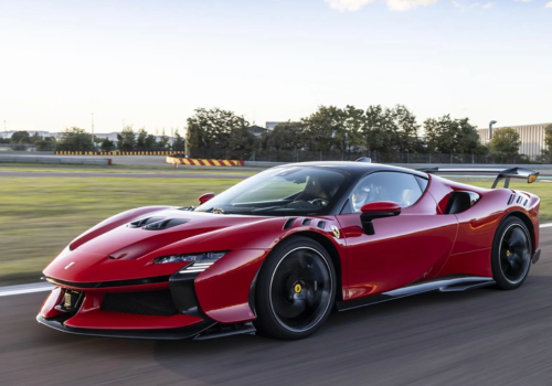 Ferrari SF90 Stradale: La revolución híbrida del Cavallino Rampante